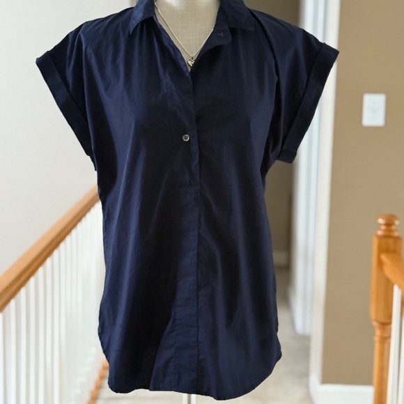 J. Crew Tall Short Sleeve Pullover Shirt in Navy, Size 10 - Picture 2 of 11